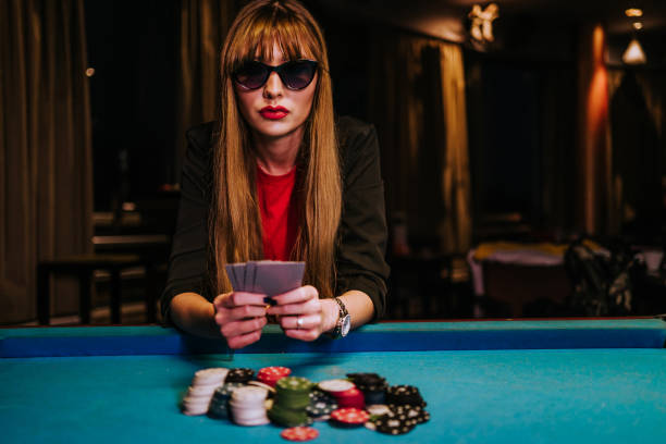 astonbet alternatif mobile app interface showing live football and casino games